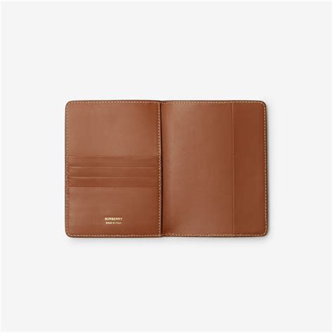 burberry reisepasshülle|Check Passport Holder in Archive beige .